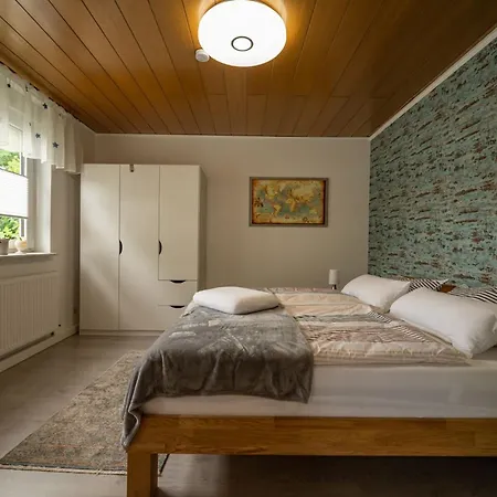Apartmán Renovierte In Goerden Mit Garten Und Grill